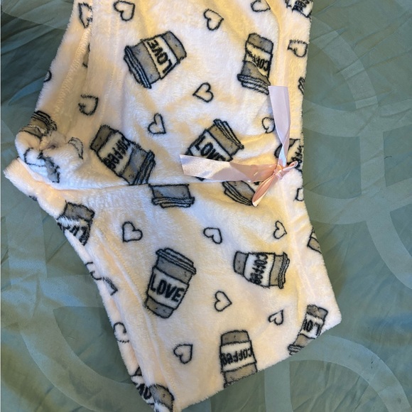 Other - Women’s size large, comfy pajama shorts never been worn